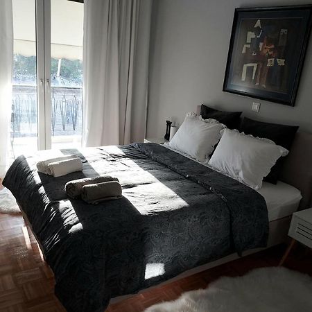 Fully Equiped Design Apartment With Excellent View/ Easy Parking Athena Bagian luar foto